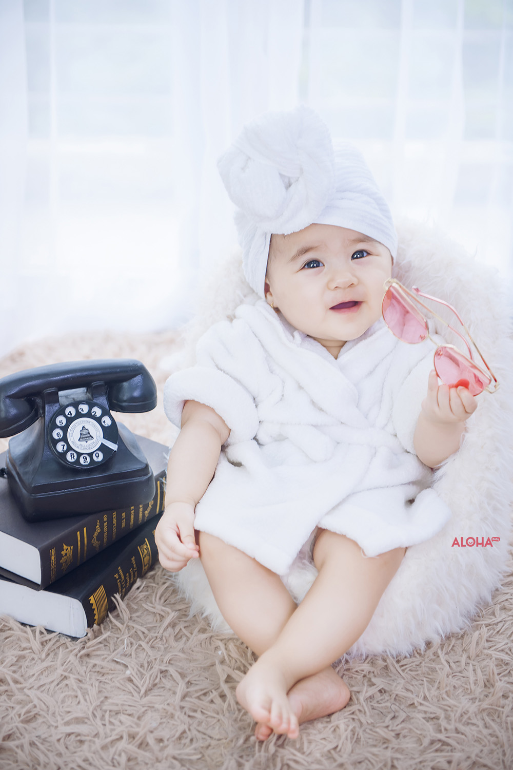 album ảnh bé thỏ con chiên bánh